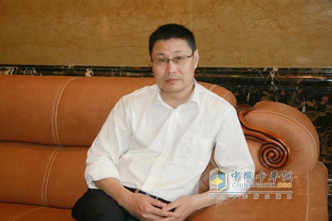一汽錫柴銷售公司副總經(jīng)理、總工程師李培然