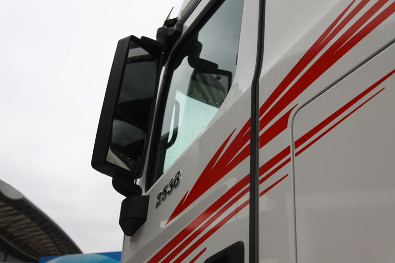 北奔V3LNG卡車后視鏡
