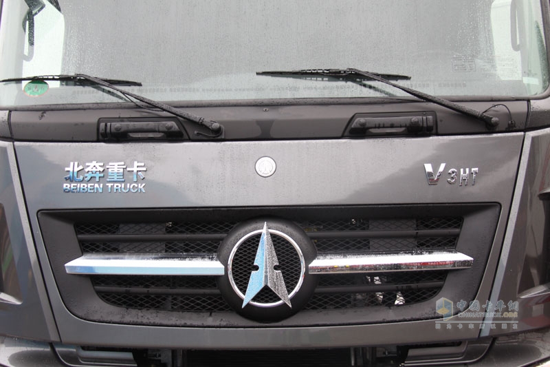 北奔重卡V3HT牽引車標(biāo)志