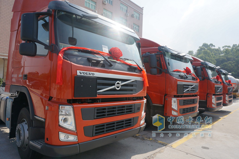 沃爾沃卡車保駕護(hù)航愛(ài)德利運(yùn)輸
