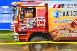 甘當戰(zhàn)馬 陜汽軍車品質(zhì)成就中國卡車司機榮耀