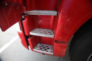 一汽解放青島 天V 6x2 高速物流用車（國(guó)四）