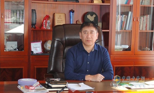 內蒙古鄂爾多斯華準工貿集團有限責任公司董事長魏文元