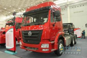 重汽寧波市場(chǎng)獲開(kāi)門紅  10輛豪翰LNG車型交付 