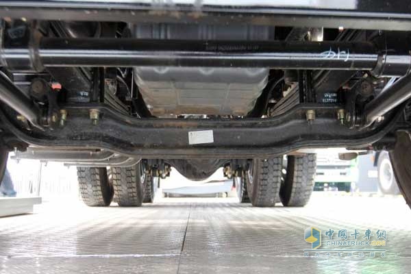 歐曼GTL 6系重卡 430馬力 6X4 牽引車 前橋