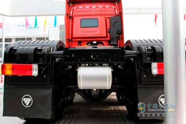 歐曼GTL 6系重卡 430馬力 6X4 牽引車 后橋