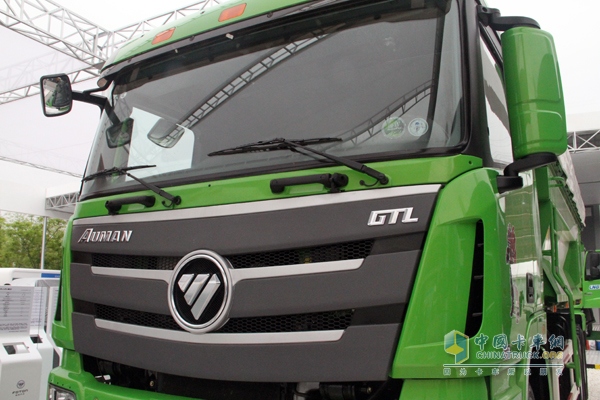 歐曼GTL 336馬力 6X4 自卸車 側臉