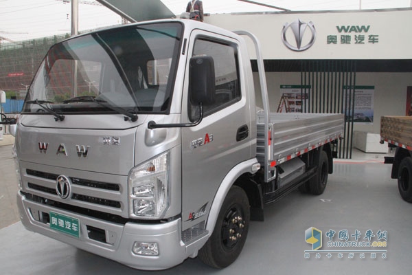 五征汽車 奧馳A3 CNG 載貨車 側(cè)身