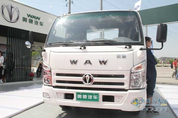 五征汽車 奧馳A3載貨車 正臉