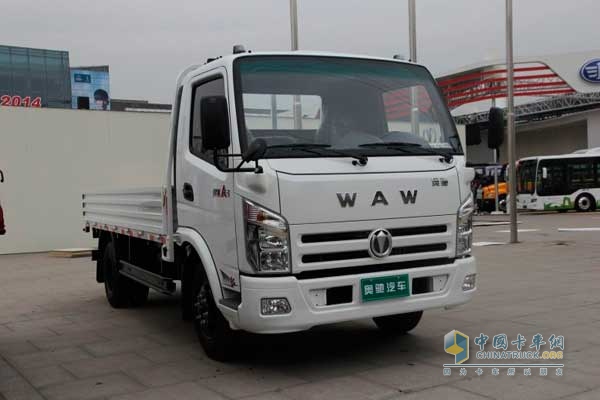 五征汽車 奧馳A3載貨車 正臉