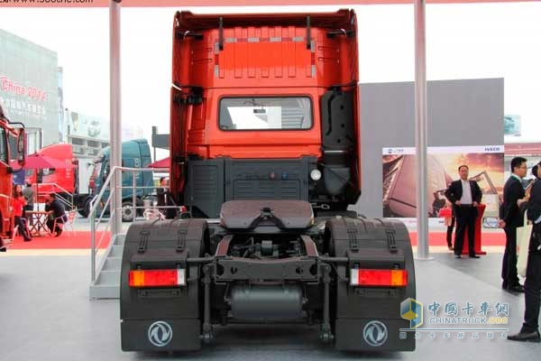 東風(fēng) 天龍重卡 350馬力 4X2 ?；愤\(yùn)輸牽引車(DFL4181A8) 后臉