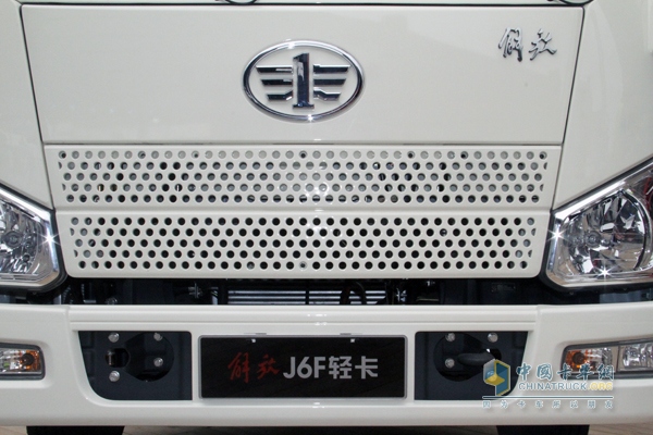  一汽解放 J6F 130馬力 廂式輕卡 前臉
