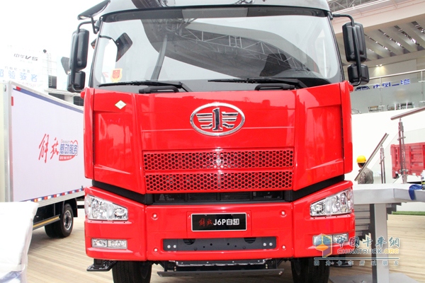 解放 J6P重卡 350馬力 6X4 LNG自卸車