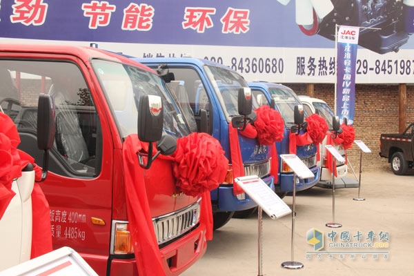 江淮汽車國(guó)四全系輕卡上市