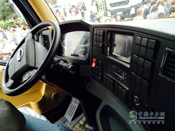 格奧雷重卡6*4 牽引車駕駛室