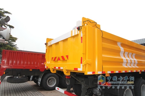 中國(guó)重汽 HOWO 6×4自卸車