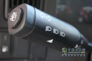 中國重汽 HOWO 6×4牽引車