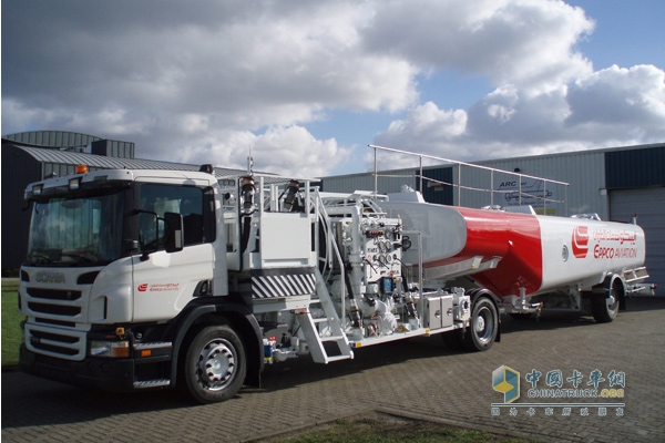 斯堪尼亞 P310 4x2油罐車，可搭載生物柴油發(fā)動(dòng)機(jī)