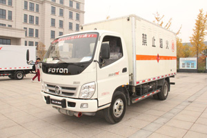 福田奧鈴CTX 141馬力4×2危險(xiǎn)品運(yùn)輸車(chē)（BJ5049XRQ-FA）
