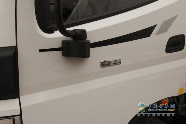 福田歐馬可3系 154馬力 4×2冷藏車（BJ5089XLC-FB）