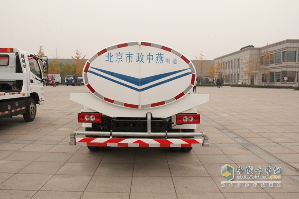 福田歐馬可 141馬力 4×2灑水車(chē)（BSZ5083GSSC4T033）