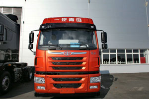 一汽解放青島 悍V 355馬力 6×2 國(guó)四牽引車(chē) CA4227P1K15T3E4A80