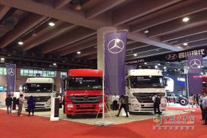 梅賽德斯-奔馳攜旗下三款牽引車亮相廣州車展
