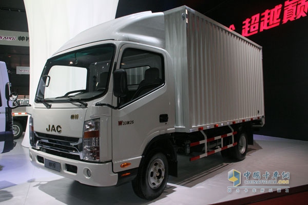 廣州車展：江淮汽車攜帥鈴全系參展 展示納威斯達(dá)新動(dòng)力