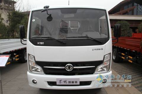 東風(fēng)凱普特 115馬力 4X2 國四 載貨車