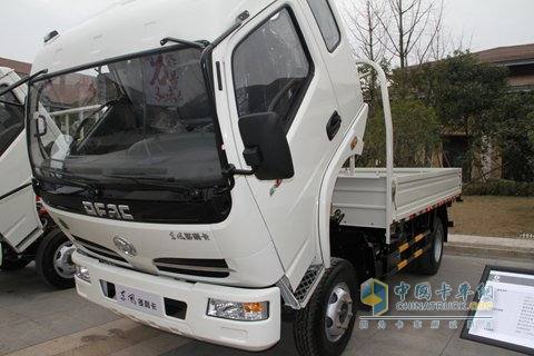東風(fēng)凱普特 玉柴102馬力 4X2 國(guó)四 載貨車