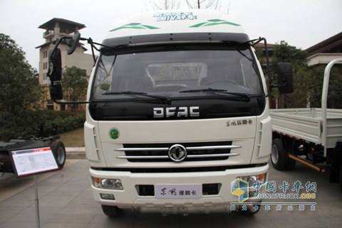 東風(fēng)多利卡 朝柴142馬力 4X2 國(guó)五 載貨車