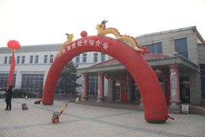 十場(chǎng)推介會(huì)銷(xiāo)售近千輛 解放J6F輕卡全力進(jìn)軍輕卡市場(chǎng)