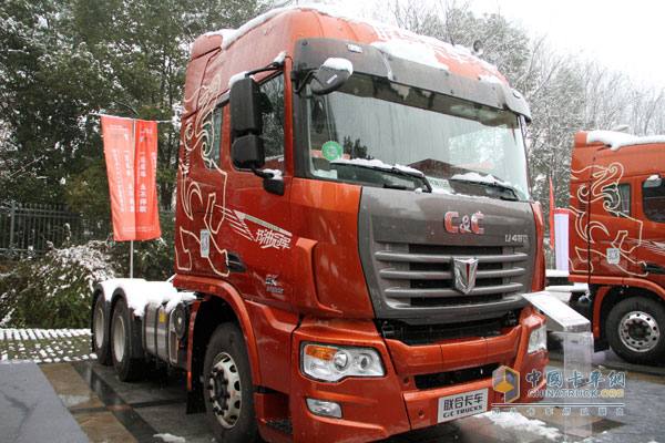 “一旦啟動 永不停歇” 聯合卡車2015年度商務年會