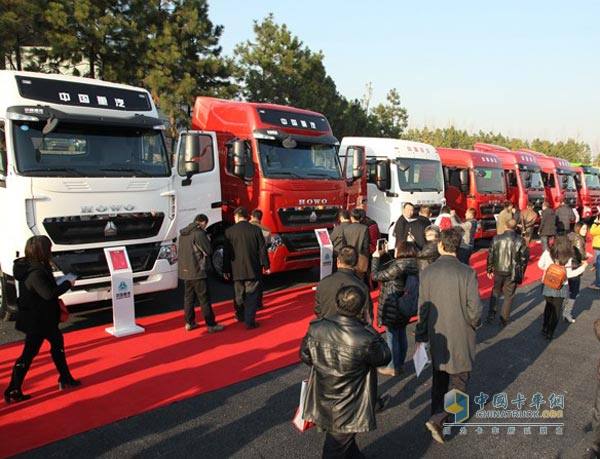 重汽致力于提供節(jié)能減排的綠色動力和整車
