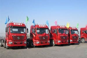 200余輛新M3000港口車瞬間搶光 陜汽重卡團(tuán)購(gòu)會(huì)在深圳舉行
