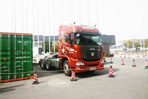 天然氣重卡受稱(chēng)贊 聯(lián)合卡車(chē)亮相多式聯(lián)運(yùn)亞洲展