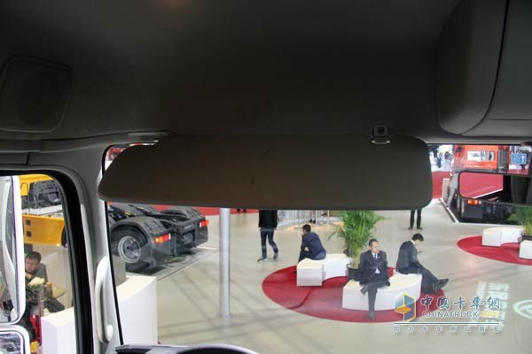 東風(fēng)大力神 6×4 智能渣土車 內(nèi)飾