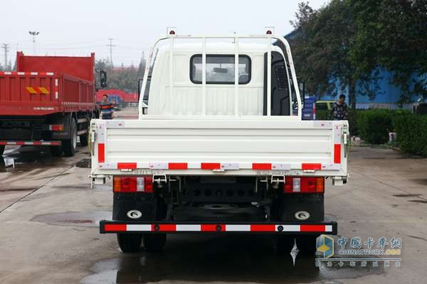 福田瑞沃 時代驍運 141馬力 4×2 國四 載貨車（雙排駕駛室） 