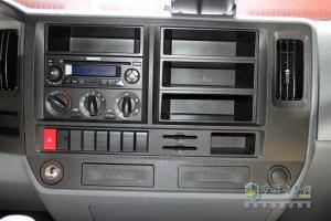 上汽躍進(jìn) 快運(yùn) C300 F1C動(dòng)力 國(guó)五輕卡載貨車(chē)