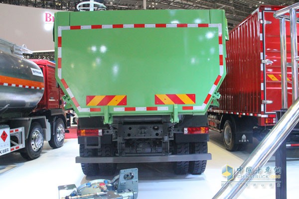 中國(guó)重汽HOWO T5G 國(guó)五 350馬力6X4 智能渣土車