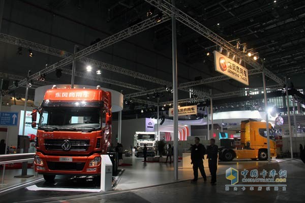 東風(fēng)商用車全新陣容亮相第十六屆國際車展
