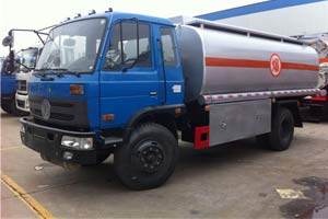 促銷：湖北程力180馬力 4X2 東風(fēng)153油罐車新車到店