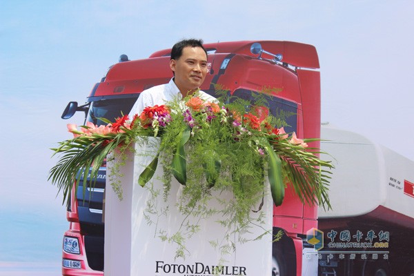 全新一代歐曼超能版?；愤\(yùn)輸車(chē)交付山東用戶