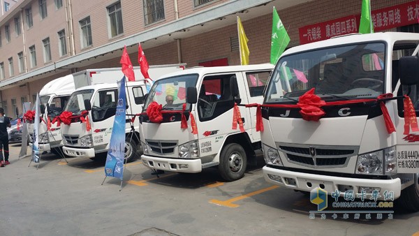 搭載錫柴發(fā)動(dòng)機(jī)的金杯車(chē)輛