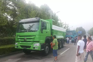 重汽濟(jì)專入圍“濟(jì)南市新型智能渣土車定點制造單位”