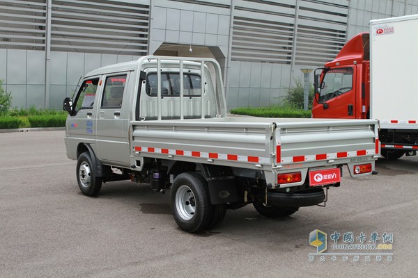 時(shí)代汽車 馭菱V1 雙排平板 載貨車