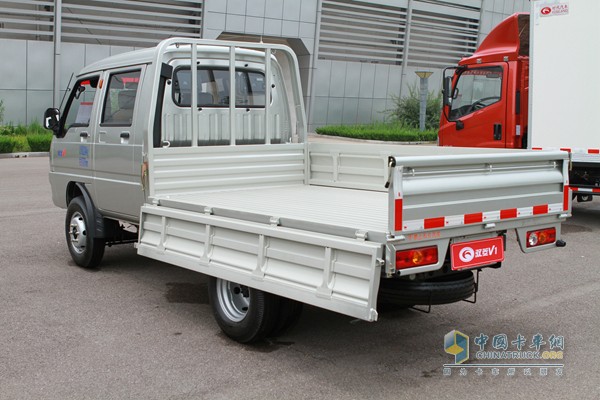 時(shí)代汽車 馭菱V1 雙排平板 載貨車