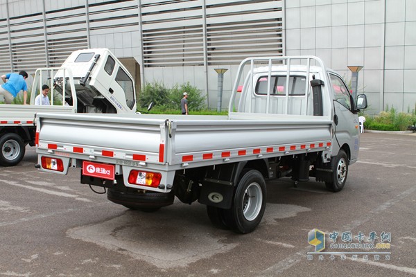時代汽車  康瑞K2單排平板（外觀）