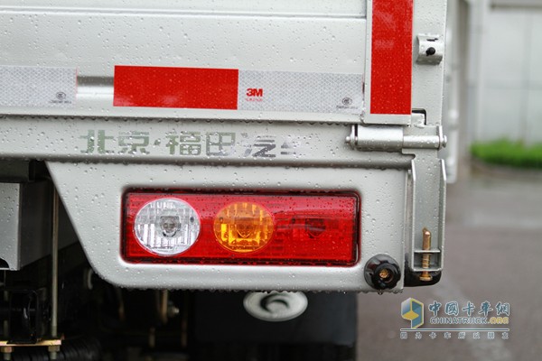 時(shí)代汽車 馭菱V5 雙排平板 載貨車