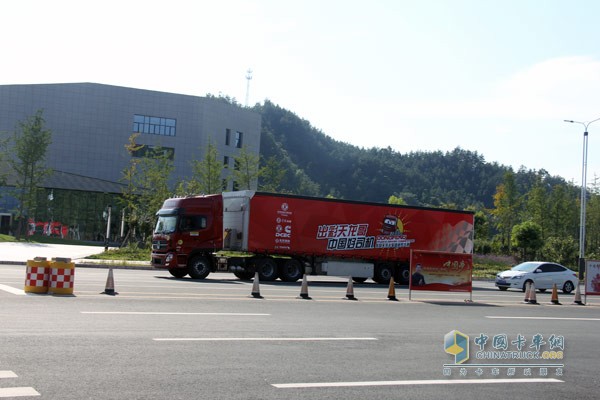 東風(fēng)天龍卡車駕駛員大賽總決賽 精彩紛呈